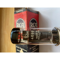 Electron tube 4699 Metal Base RCA